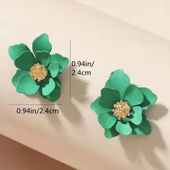 Blue 3D Elegant Flower Earrings - Picture 4 of 4